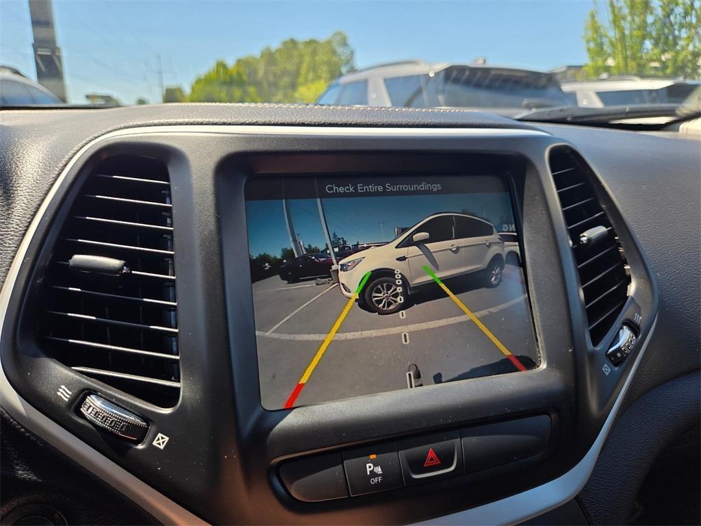 used 2018 Jeep Cherokee car, priced at $17,999