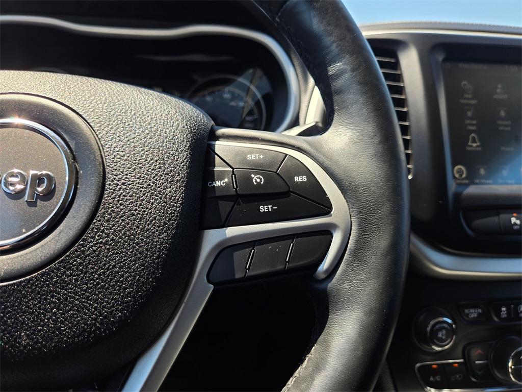 used 2018 Jeep Cherokee car, priced at $17,999