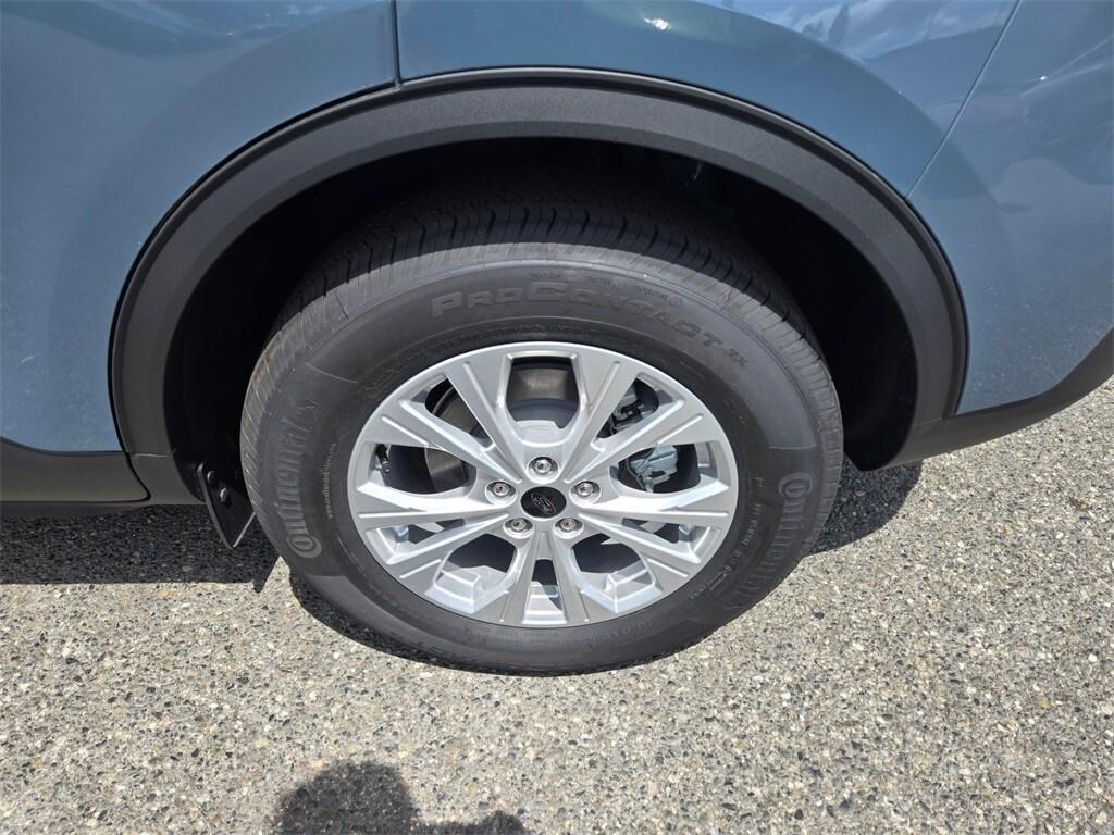new 2025 Ford Escape car, priced at $25,885