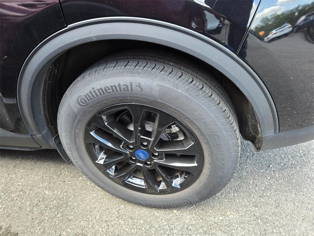 used 2022 Ford Escape car, priced at $21,199
