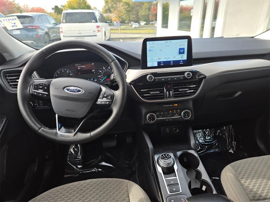 used 2022 Ford Escape car, priced at $18,999