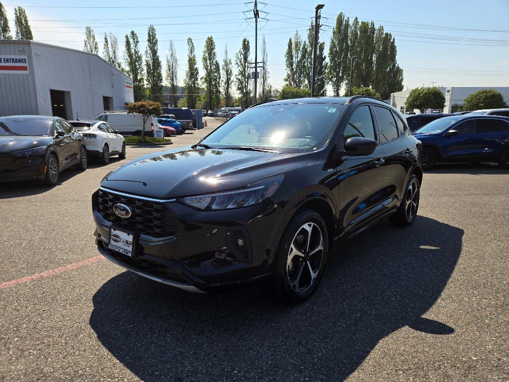 used 2023 Ford Escape car, priced at $26,888