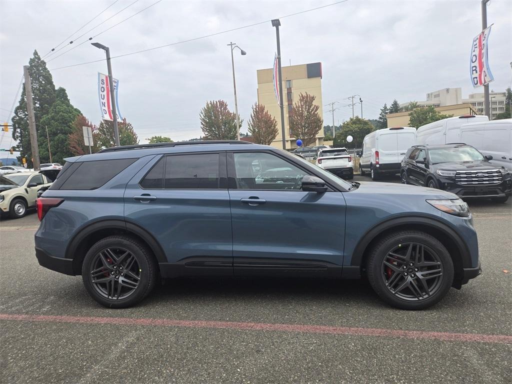 new 2025 Ford Explorer car, priced at $54,955