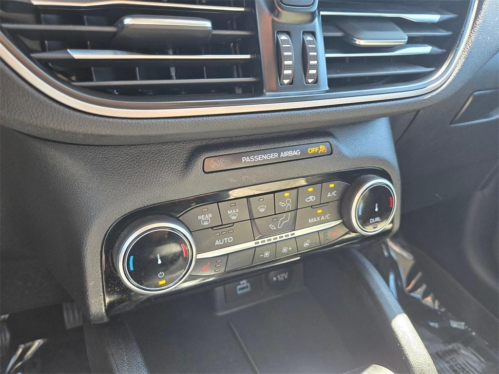 used 2022 Ford Escape car, priced at $20,999