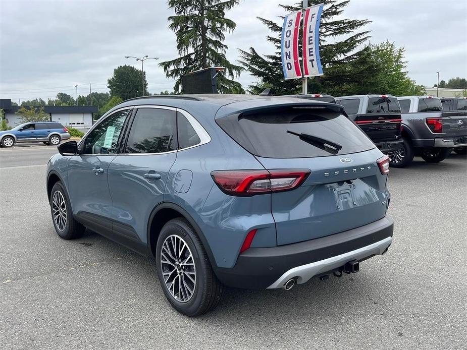 new 2024 Ford Escape car, priced at $40,000