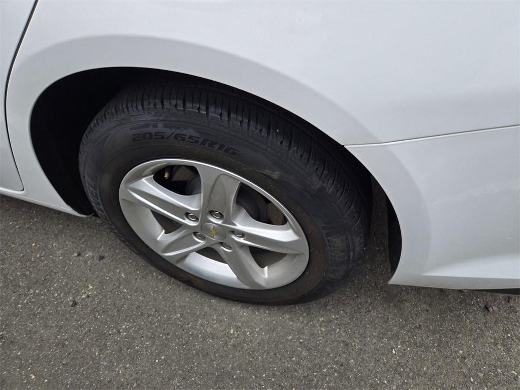 used 2020 Chevrolet Malibu car, priced at $18,999