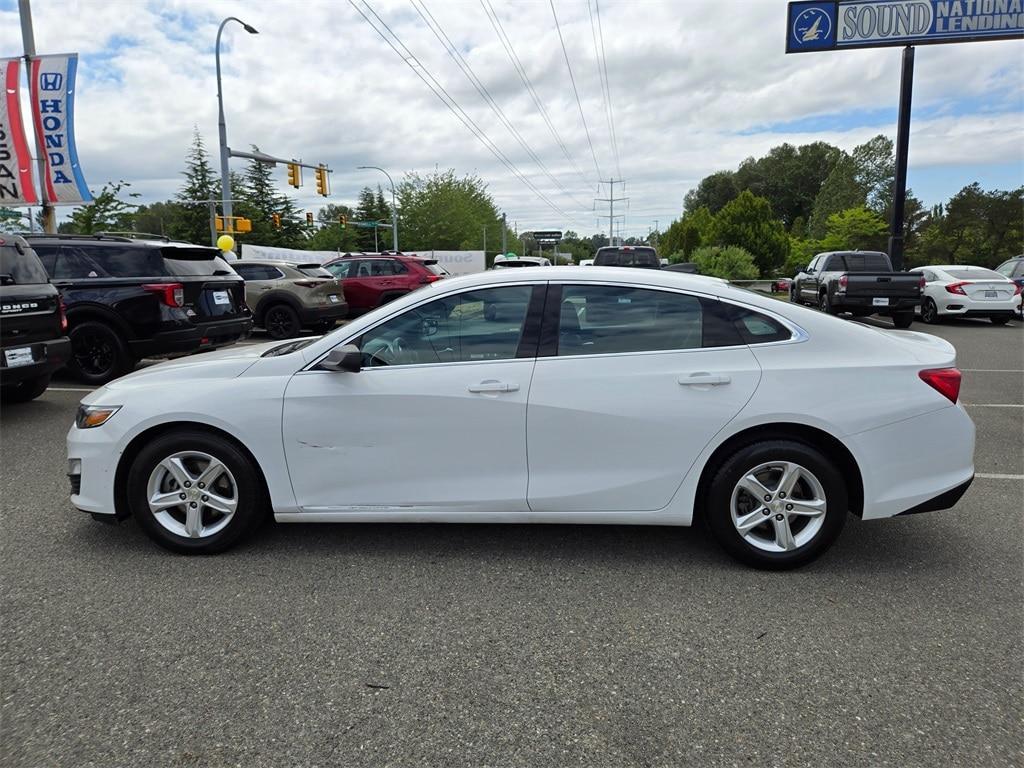 used 2020 Chevrolet Malibu car, priced at $18,991