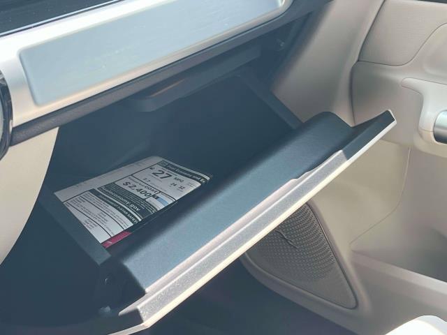used 2024 Mercedes-Benz GLB 250 car, priced at $49,417