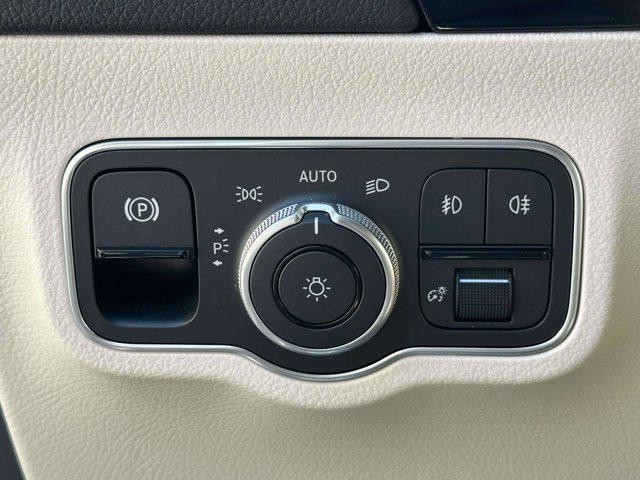 used 2025 Mercedes-Benz GLA 250 car, priced at $43,925