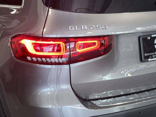 used 2022 Mercedes-Benz GLB 250 car, priced at $28,755