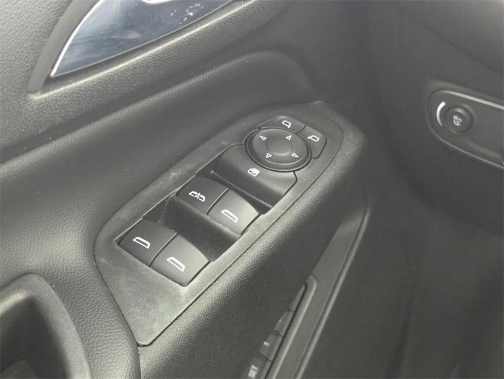 used 2020 Chevrolet Equinox car, priced at $17,687