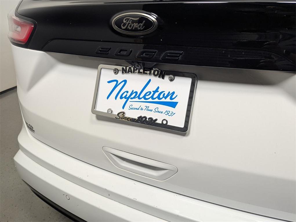 used 2022 Ford Edge car, priced at $19,878