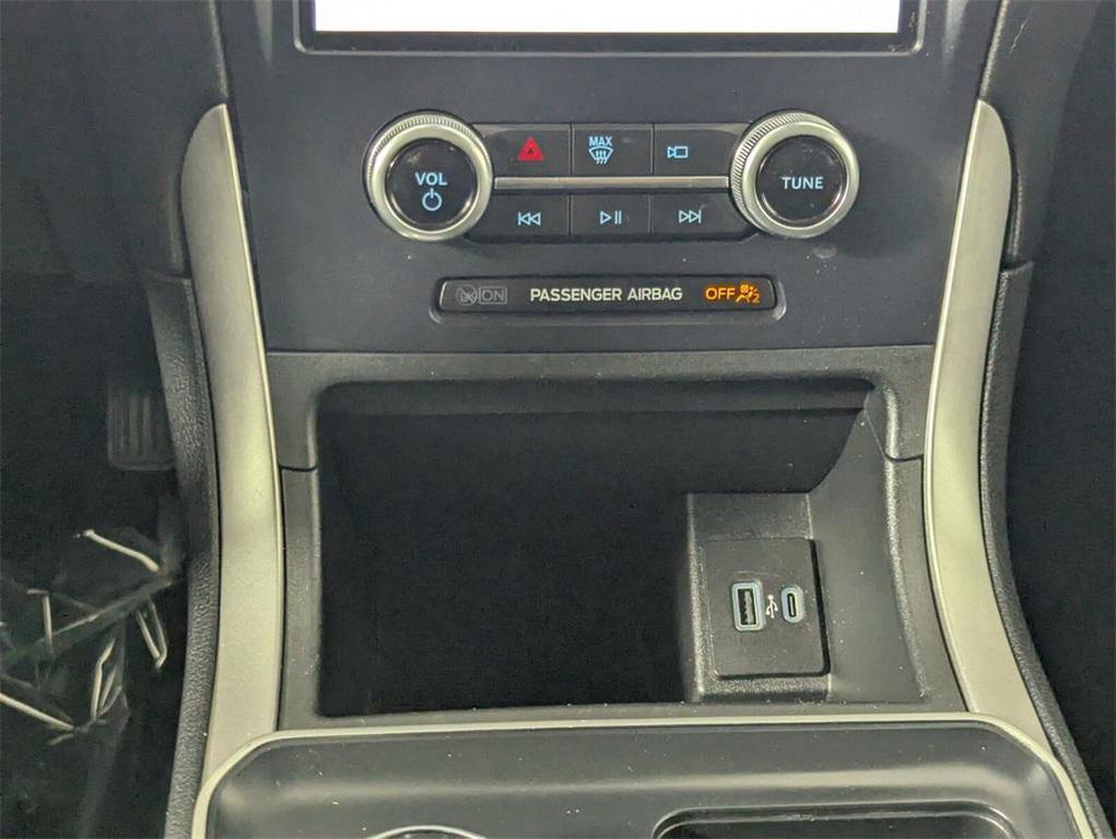 used 2022 Ford Edge car, priced at $19,878