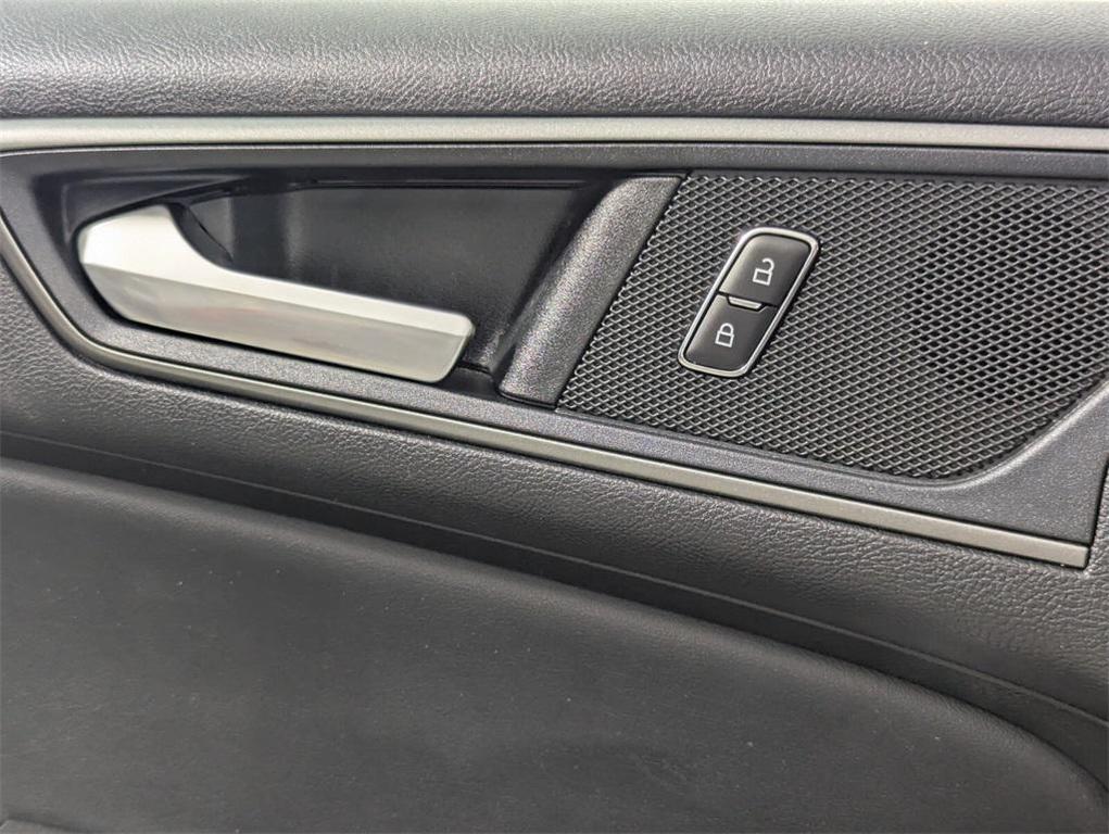 used 2022 Ford Edge car, priced at $19,878