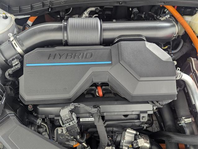 new 2025 Hyundai TUCSON Hybrid car, priced at $37,615