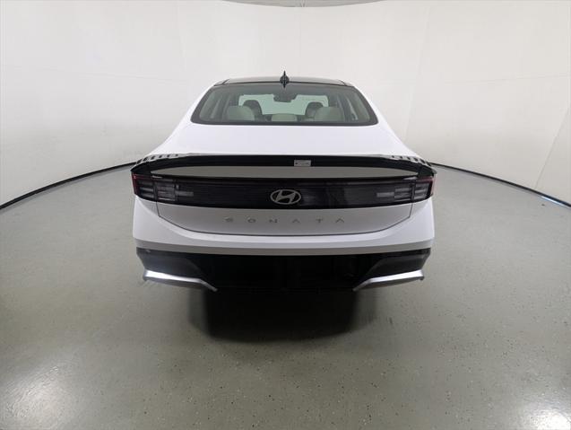 new 2025 Hyundai Sonata car, priced at $33,380