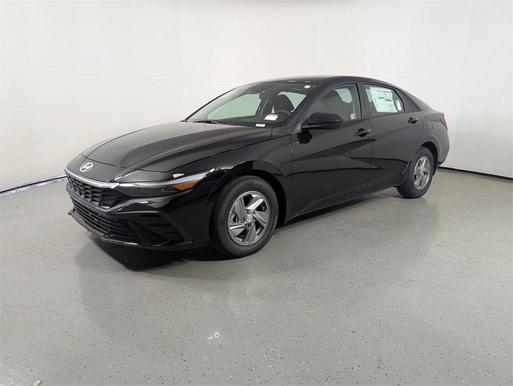 new 2025 Hyundai Elantra car, priced at $23,358