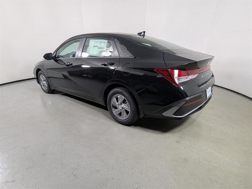 new 2025 Hyundai Elantra car, priced at $23,358