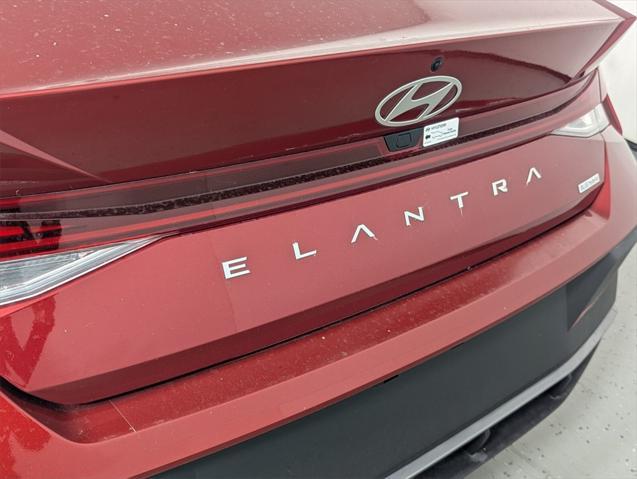 new 2024 Hyundai Elantra HEV car, priced at $26,981