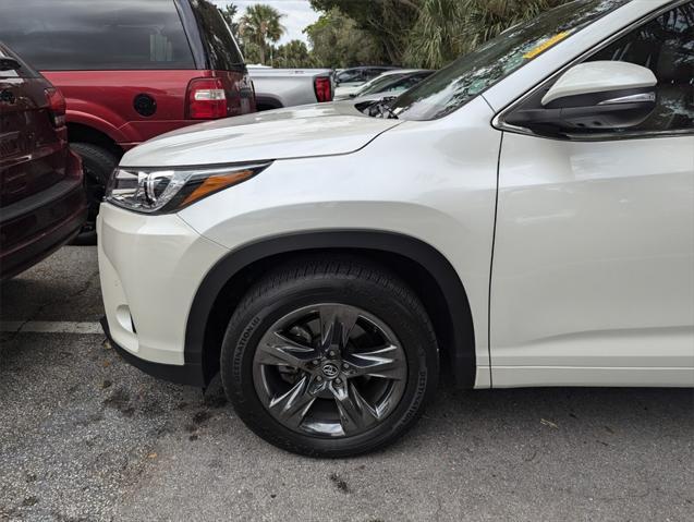 used 2017 Toyota Highlander car, priced at $25,598