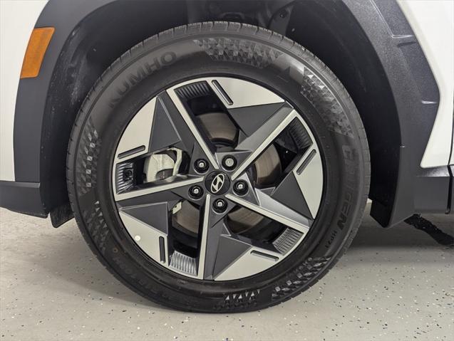 new 2025 Hyundai Tucson car, priced at $34,400