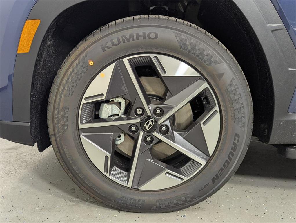 new 2026 Hyundai Tucson car, priced at $32,033