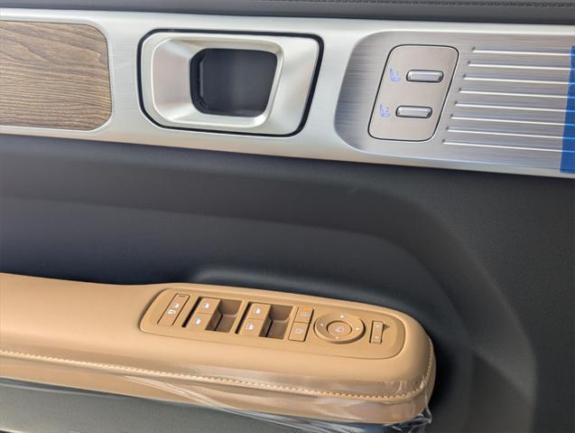 new 2025 Hyundai Santa Fe car, priced at $47,534