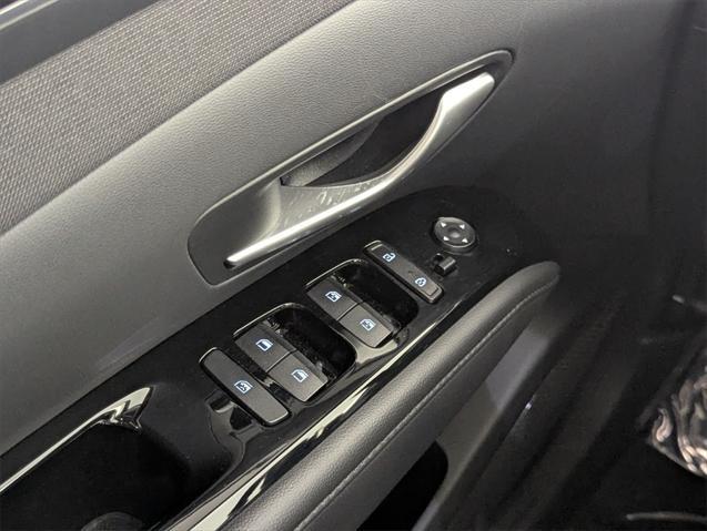 new 2024 Hyundai TUCSON Hybrid car, priced at $38,479