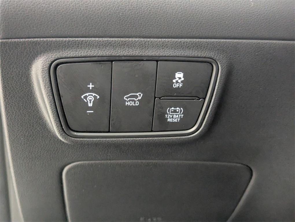 new 2024 Hyundai TUCSON Hybrid car, priced at $33,460