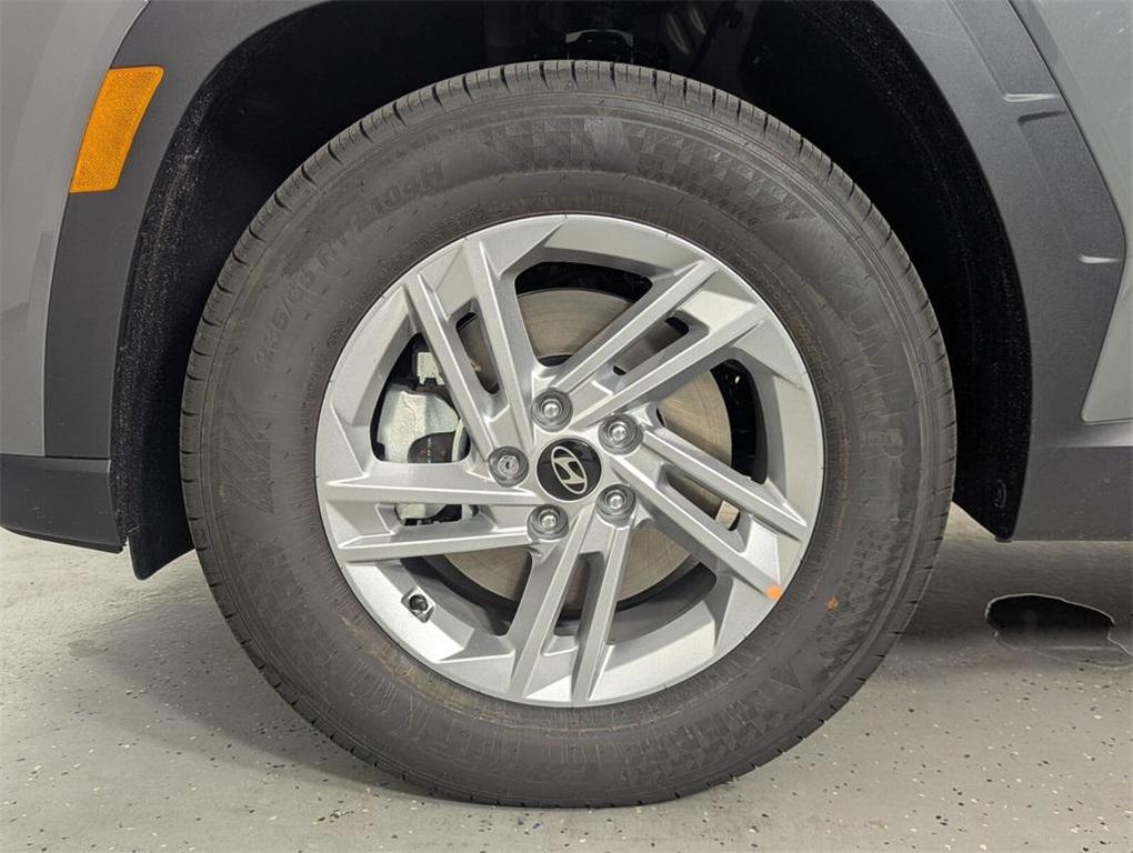 new 2025 Hyundai Tucson car, priced at $30,010