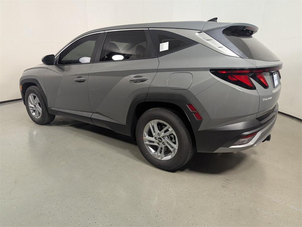 new 2025 Hyundai Tucson car, priced at $30,010