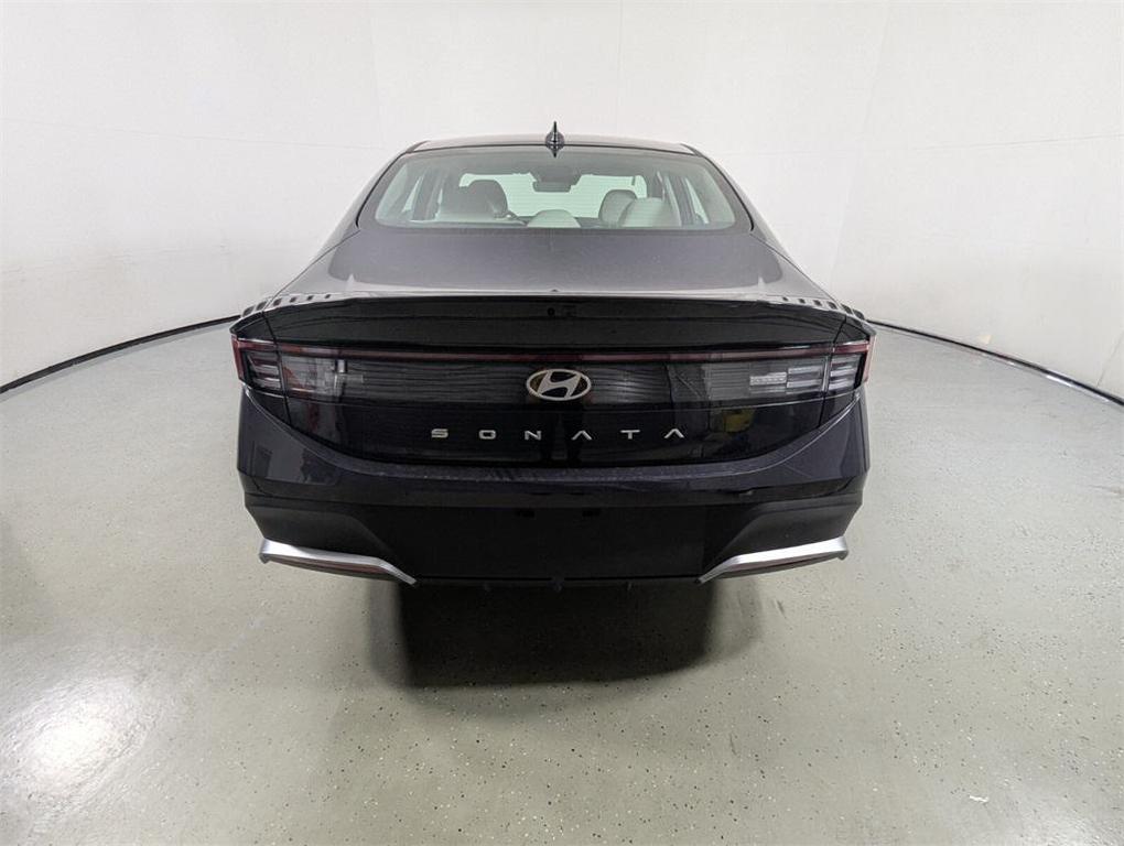 new 2025 Hyundai Sonata car, priced at $24,814