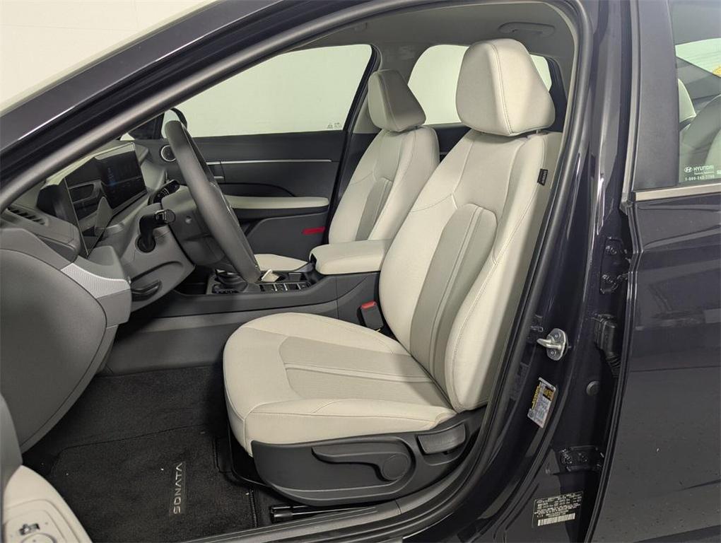 new 2025 Hyundai Sonata car, priced at $24,814