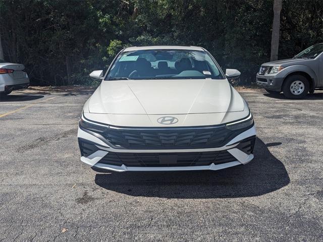 new 2024 Hyundai Elantra car, priced at $25,515