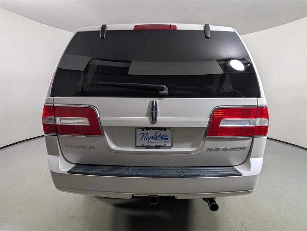used 2013 Lincoln Navigator car, priced at $10,999