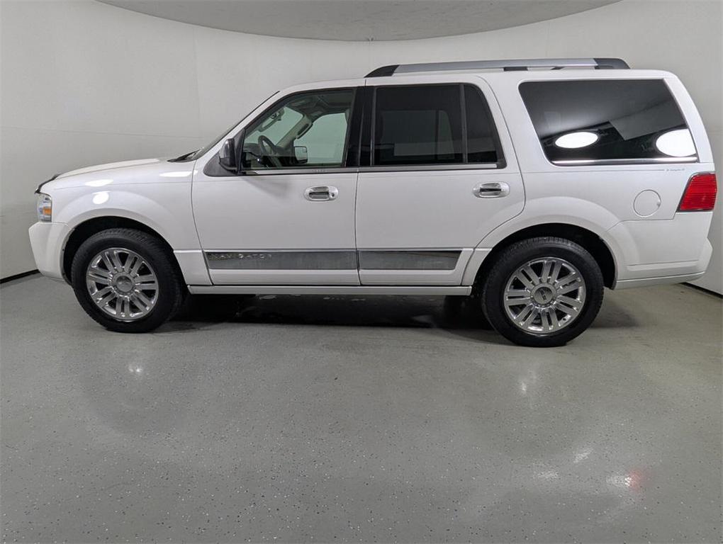 used 2013 Lincoln Navigator car, priced at $10,999