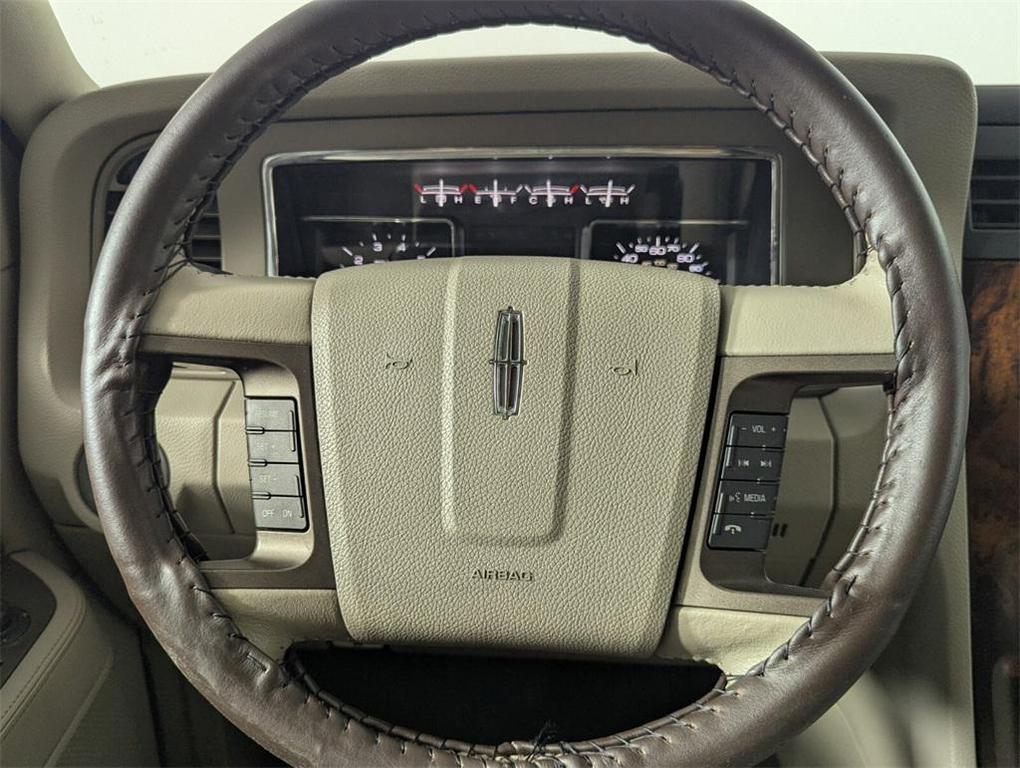 used 2013 Lincoln Navigator car, priced at $10,999
