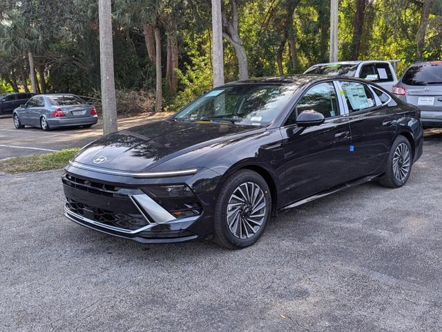 new 2025 Hyundai Sonata Hybrid car, priced at $38,377