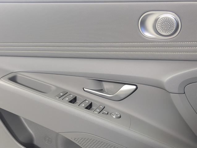 new 2025 Hyundai Elantra car, priced at $23,895
