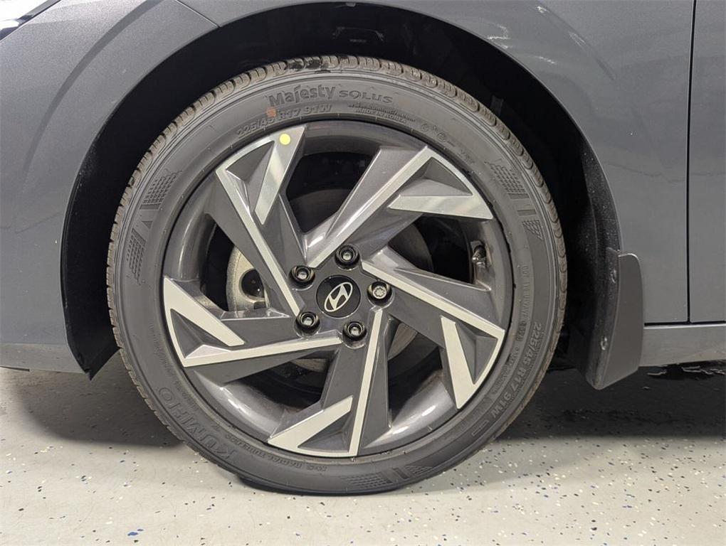 new 2025 Hyundai Elantra car, priced at $23,890