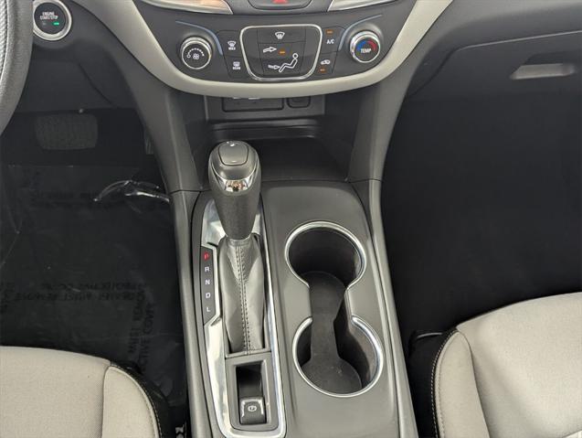 used 2021 Chevrolet Equinox car, priced at $17,338