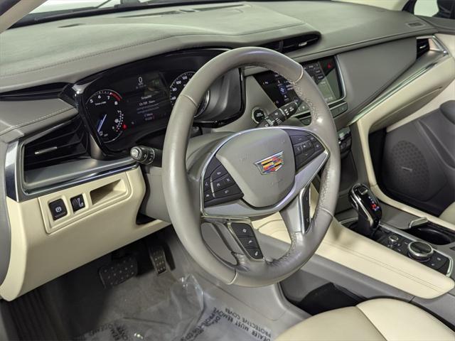 used 2021 Cadillac XT5 car, priced at $18,999