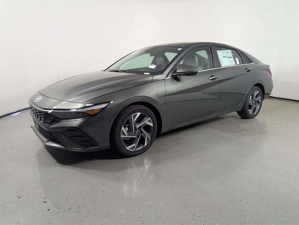 new 2025 Hyundai Elantra car, priced at $27,437