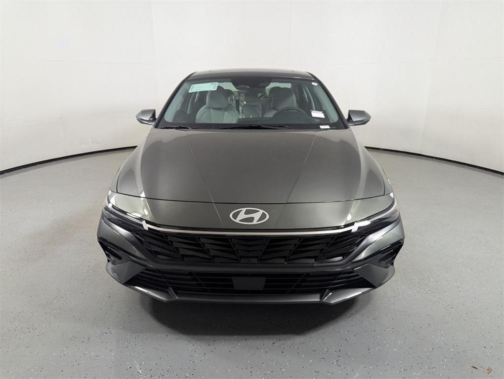 new 2025 Hyundai Elantra car, priced at $27,437