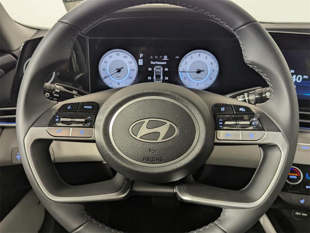 new 2025 Hyundai Elantra car, priced at $27,437