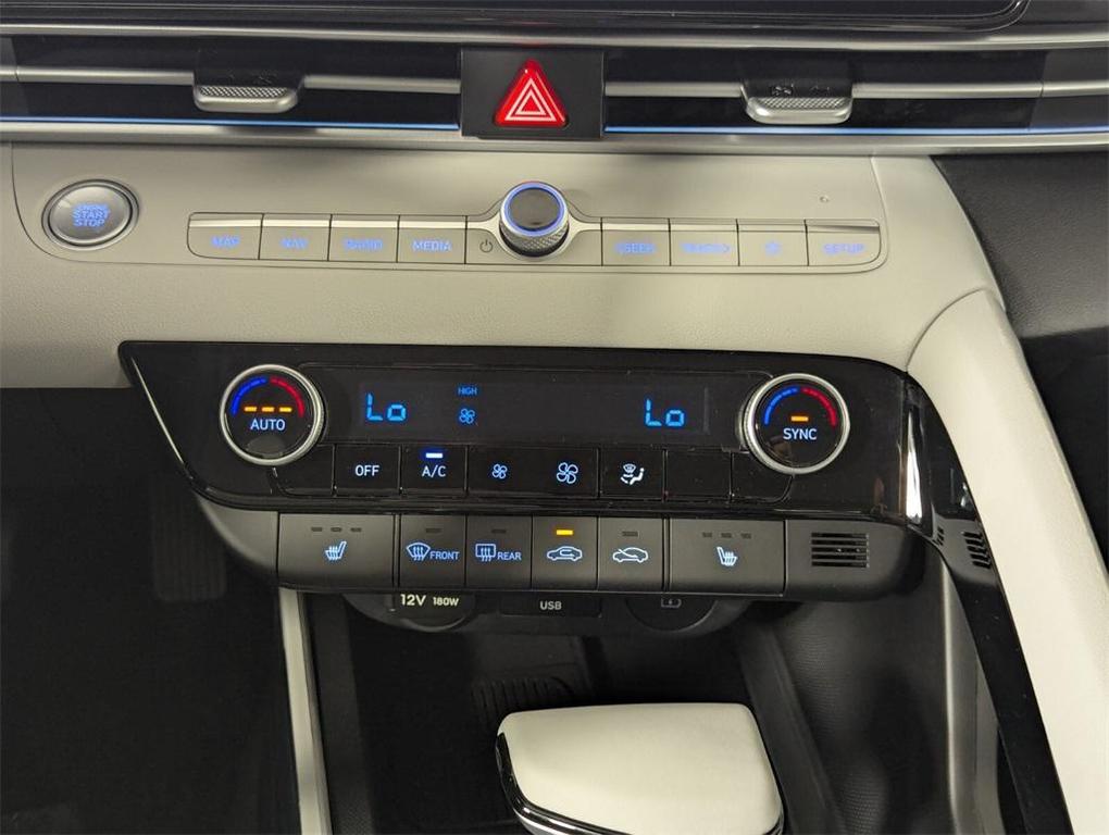 new 2025 Hyundai Elantra car, priced at $27,437