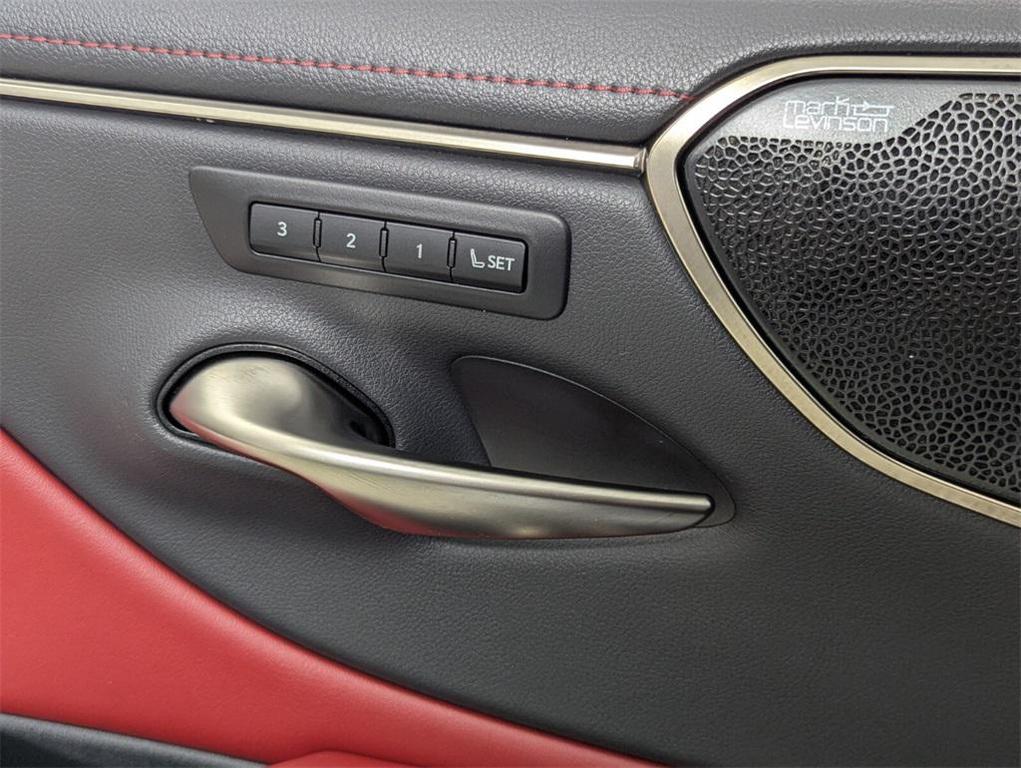 used 2022 Lexus ES 350 car, priced at $36,265