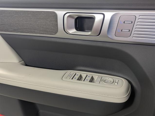 new 2025 Hyundai SANTA FE HEV car, priced at $48,932
