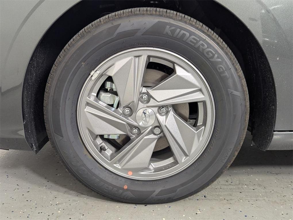new 2025 Hyundai Elantra car, priced at $23,030