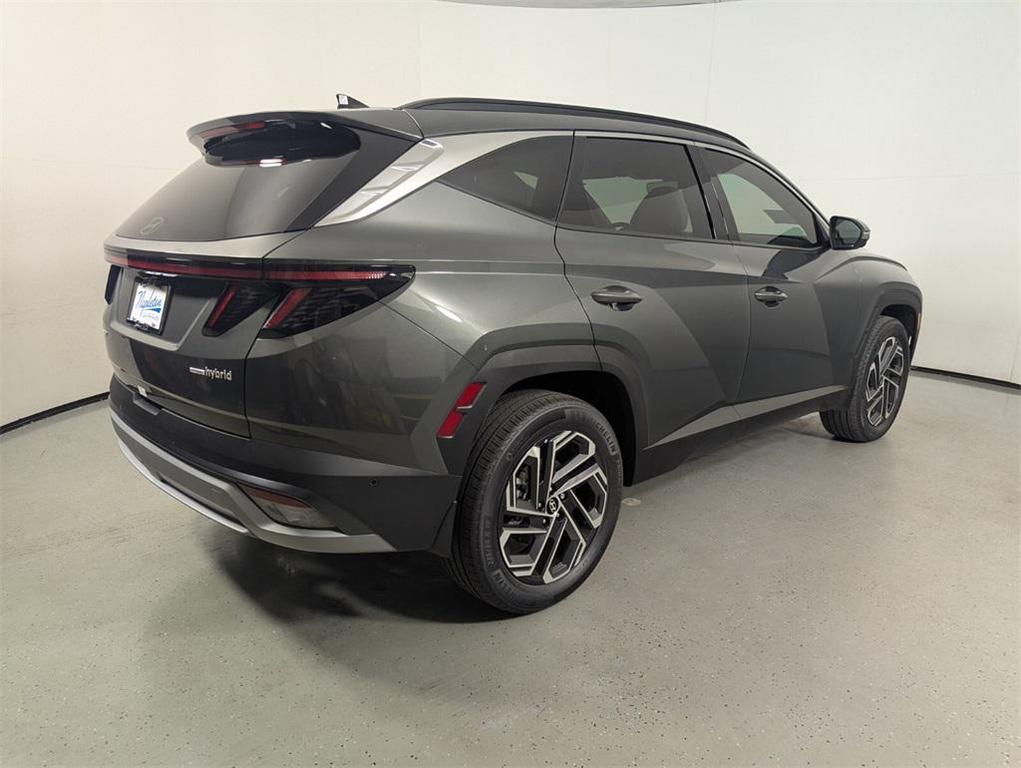new 2025 Hyundai TUCSON Hybrid car, priced at $40,412